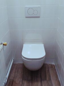 Instalatérské práce - Závěsné WC Ideal Standard Tesi